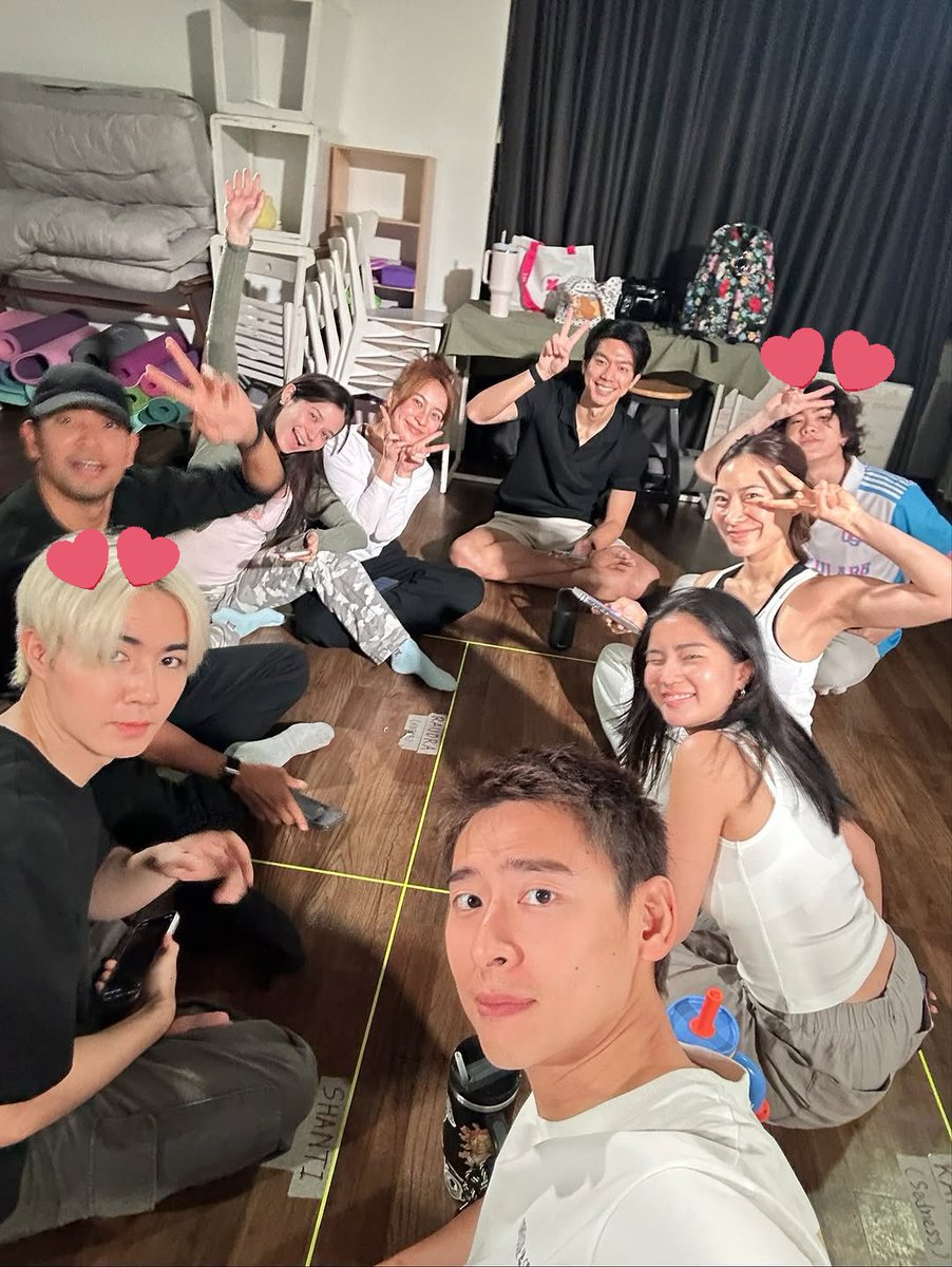 oneof65blooms's tweet image. p&apos;zee and pun in one project 👀 im ready!