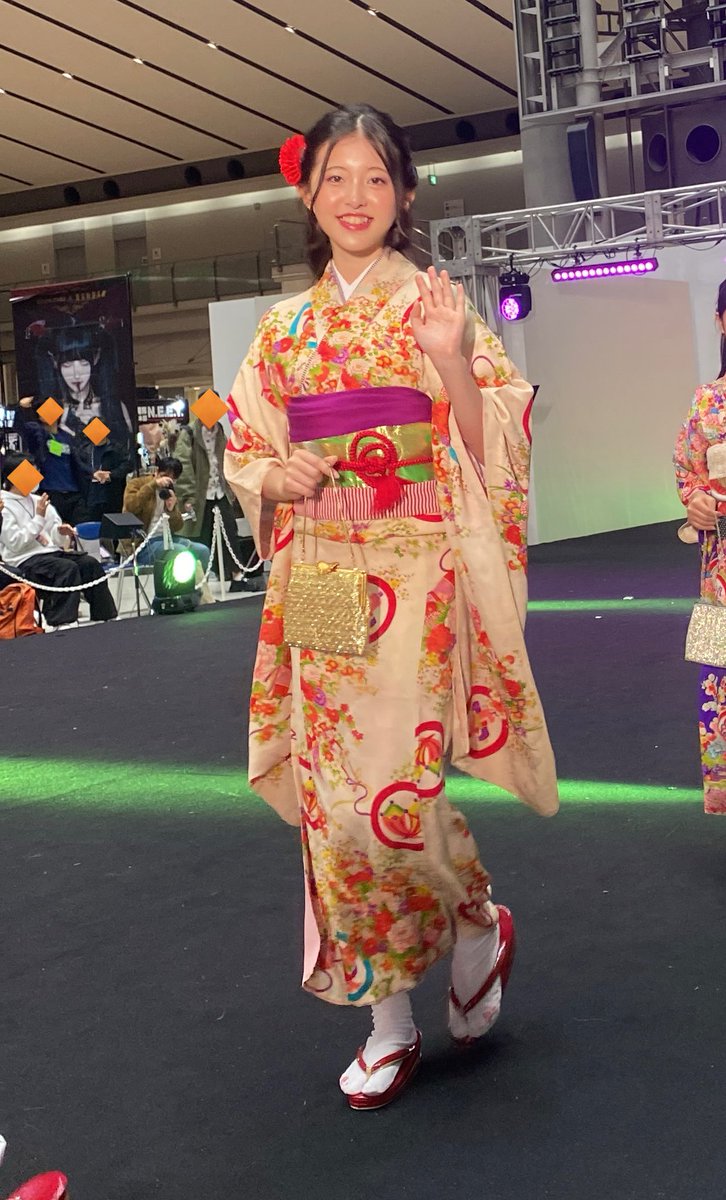 kokoro_hm17's tweet image. こんにちは〜！日曜日のデザインフェスタから喉痛くて病院行ってきました😷インフルもコロナも陰性だった！良かった🥹でも学級閉鎖だからリモート授業📖✏️みんなもインフル気をつけてね✨
#JCモデル #デザフェス62 #view #キモノガール