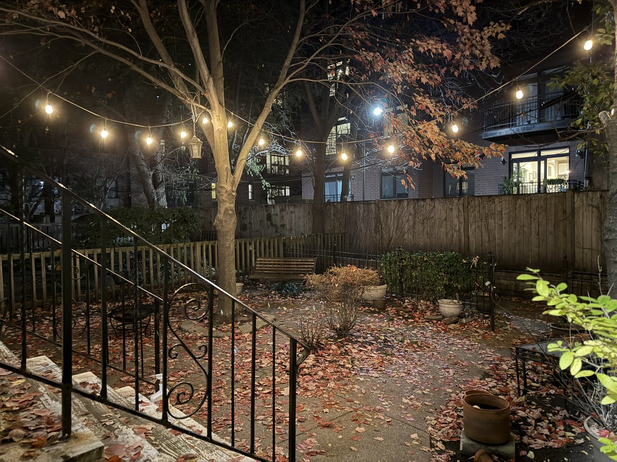 Patio so cozy rn damn