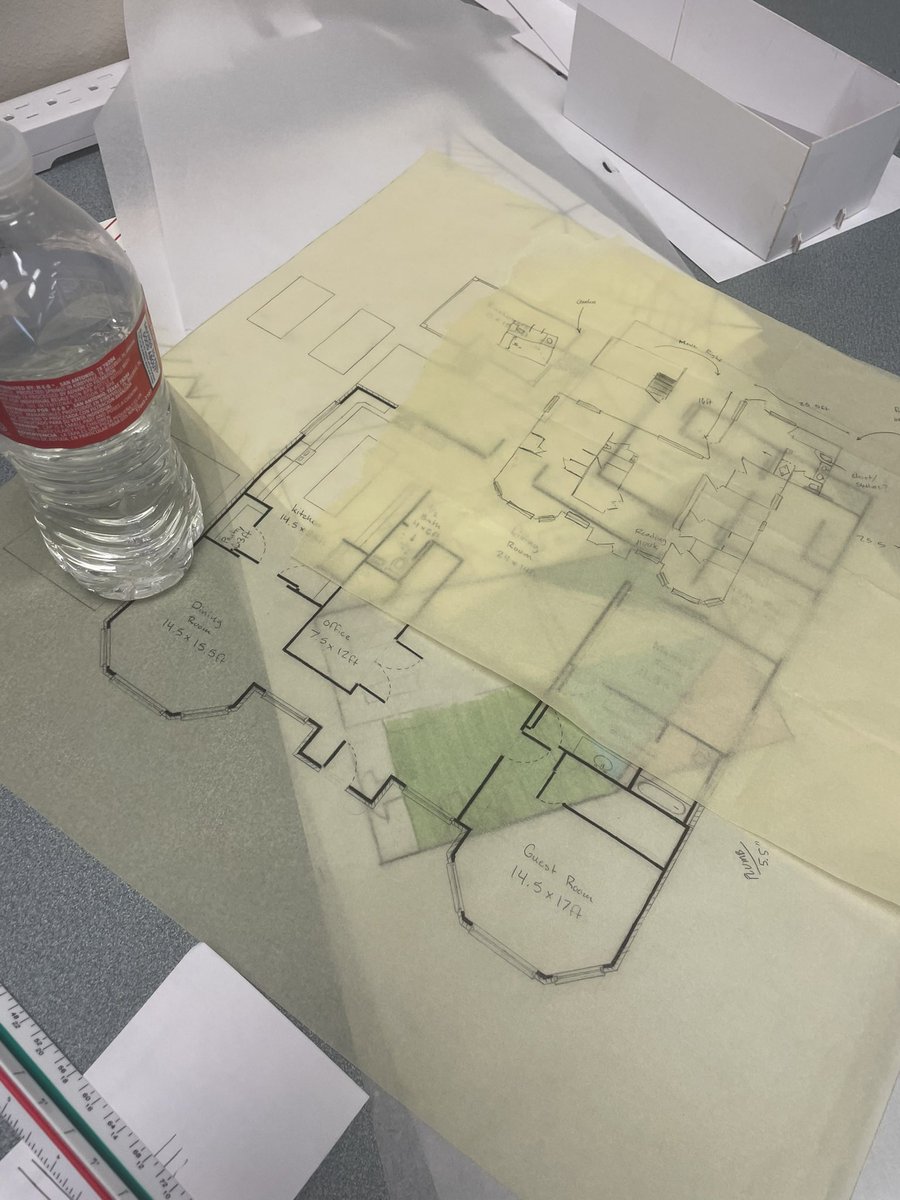 BlinnArch's tweet image. Graphics I is deep into their final project house designs… but before pencils hit the paper, why not kick things off with a push-up competition? 💪📐
Architects in training and built-in workout partners. Only at Blinn Architecture.
#BlinnArchitecture #DesignStudio #StudentLife”