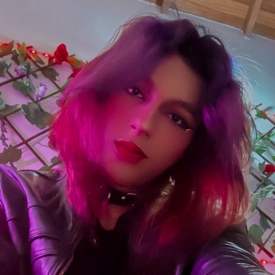 MilkWhore115's tweet photo. #NuevaFotoDePerfil https://t.co/d6n5bWlZmy