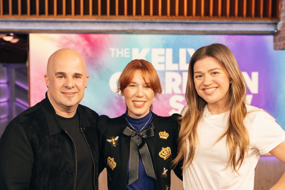 The Kelly Clarkson Show tweet media