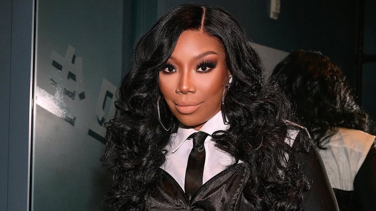 spicebae_'s tweet image. one r&amp;amp;b legend and their entire catalog must go...