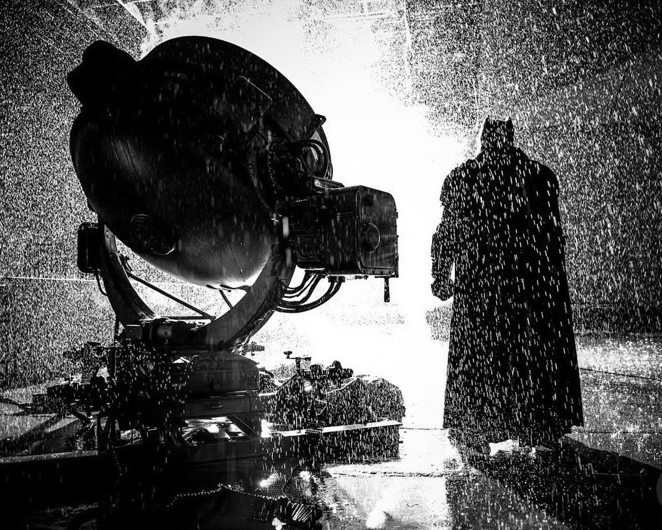 “The knight is here.” 🦇🦇🦇🦇
#MakeTheBatfleckMovie 
#RestoreTheSnyderVerse