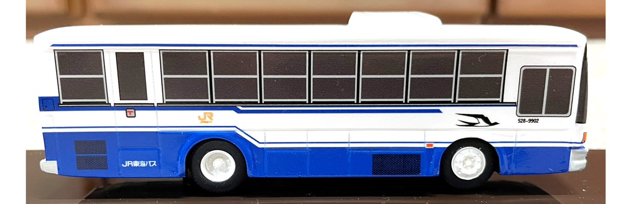 JRtokai_bus's tweet image. 🚌✨ アドウィング新商品 発売開始！ ✨🚌

バス香です！

多くのお客様のご要望にお応えし、「富士重工7E (528-9902)」がついに登場！
7E特有のフォルムを精密に再現した、こだわりの一台です！
そして行先表示は「瀬戸追分」!(^^)!…