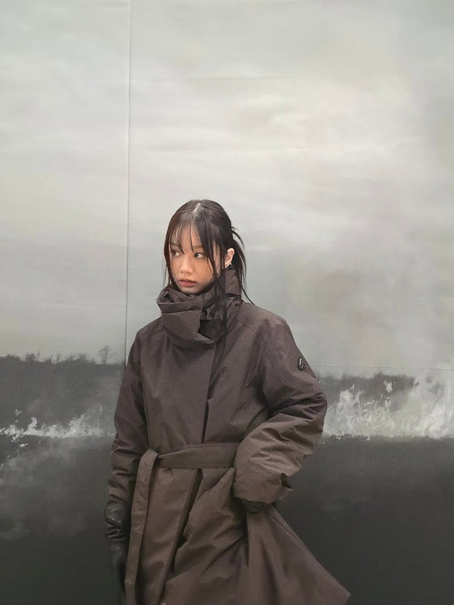jaeyisslave's tweet image. Give her a sci-fi movie!! she slays winter outfits every single time🔥

#HYERI #MooseKnuckles