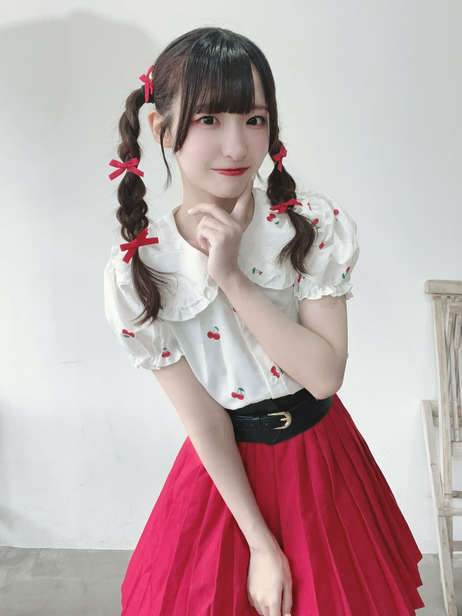 あやなもちっこちっこ組なのでキッズサイズ🐶🤭笑笑 さくらんぼ似合っ