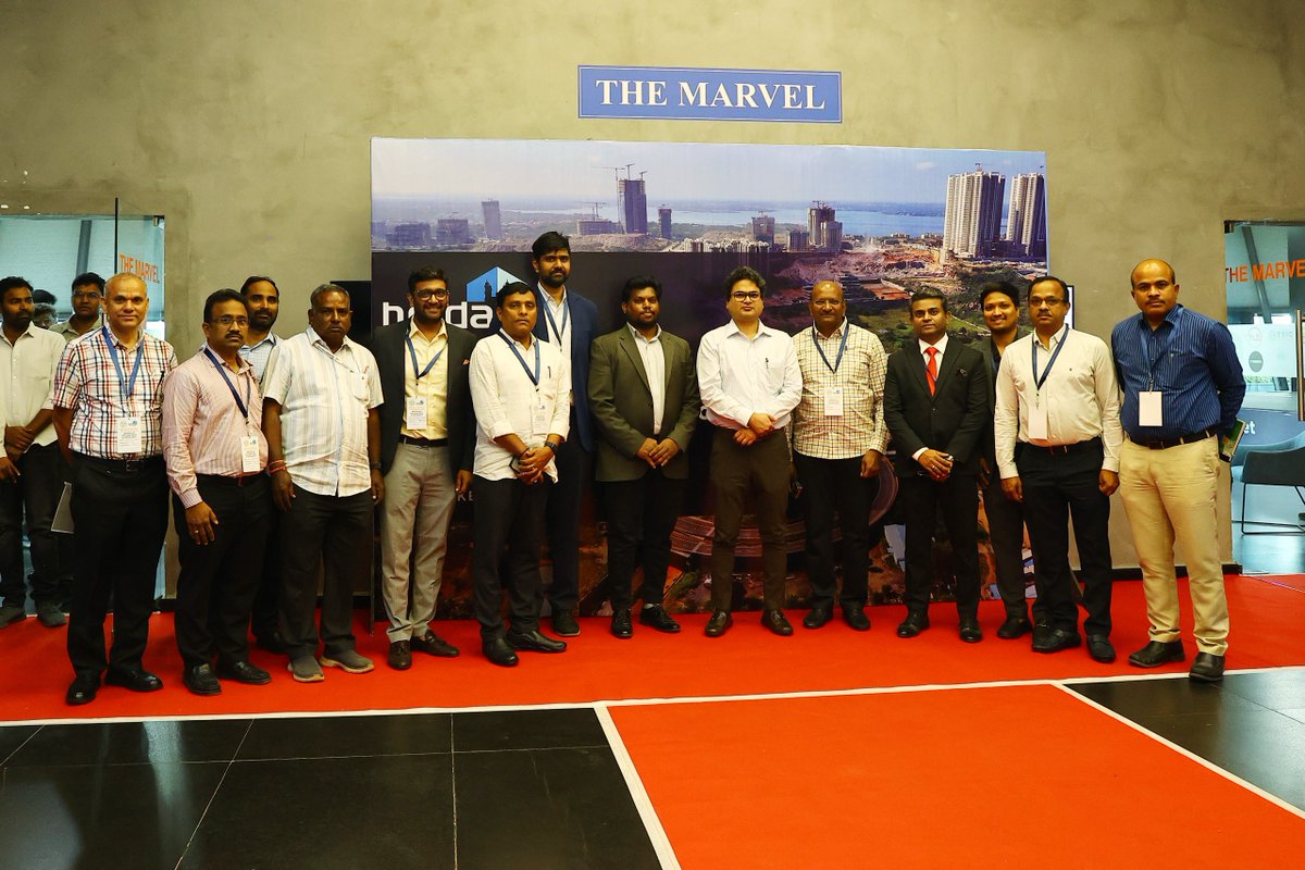 HMDA_Gov's tweet image. HMDA conducted the Pre-Bid Meeting for Neopolis Phase 3 at T-Hub, with strong participation from developers and investors. The Metropolitan Commissioner addressed the participants, while senior officials clarified compliance, zoning, and e-auction procedures, reinforcing HMDA’s…