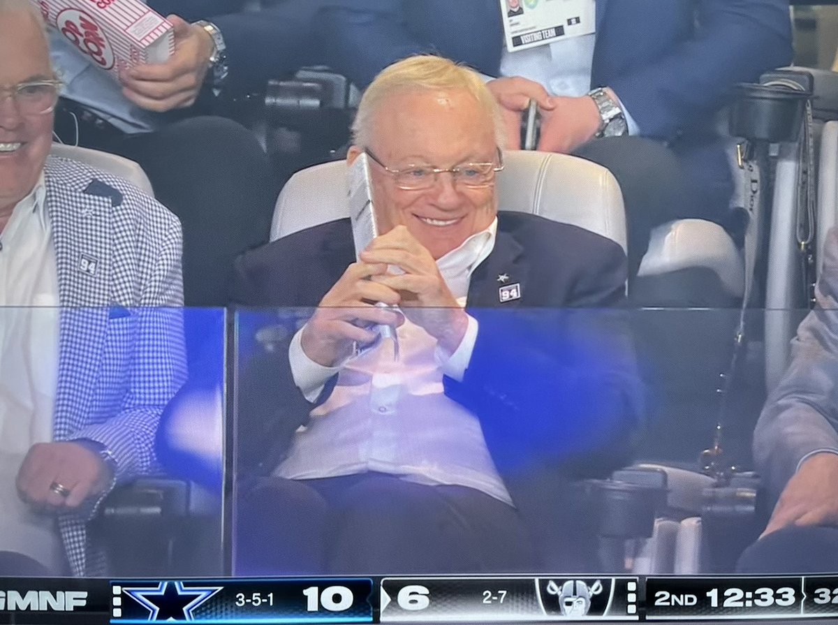 BetMGM's tweet image. -Traded for a top 3 WR
-Signed a top 5 RB
-Best offense in football
-Fixed the defense
-In the playoff hunt

Let Jerry cook