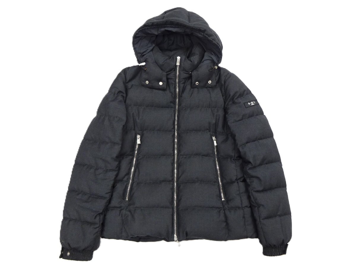 TATRAS タトラス DOMIZIANO ドミッツアーノ ダウンジャケット　お買取りさせて頂きました☆彡

モンクレール、カナダグース、ノースフェイス、タトラスなどのダウンを売るなら、11月12月がベストシーズン！

＃ブランドバゲージ豊川店　＃豊川ダウン買取