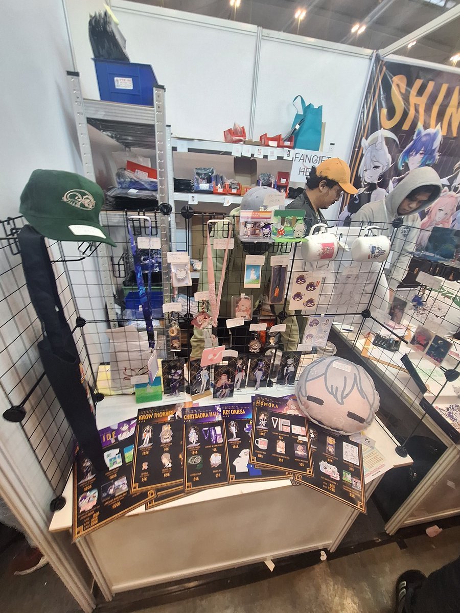 arginavv's tweet image. comifuro cihuy