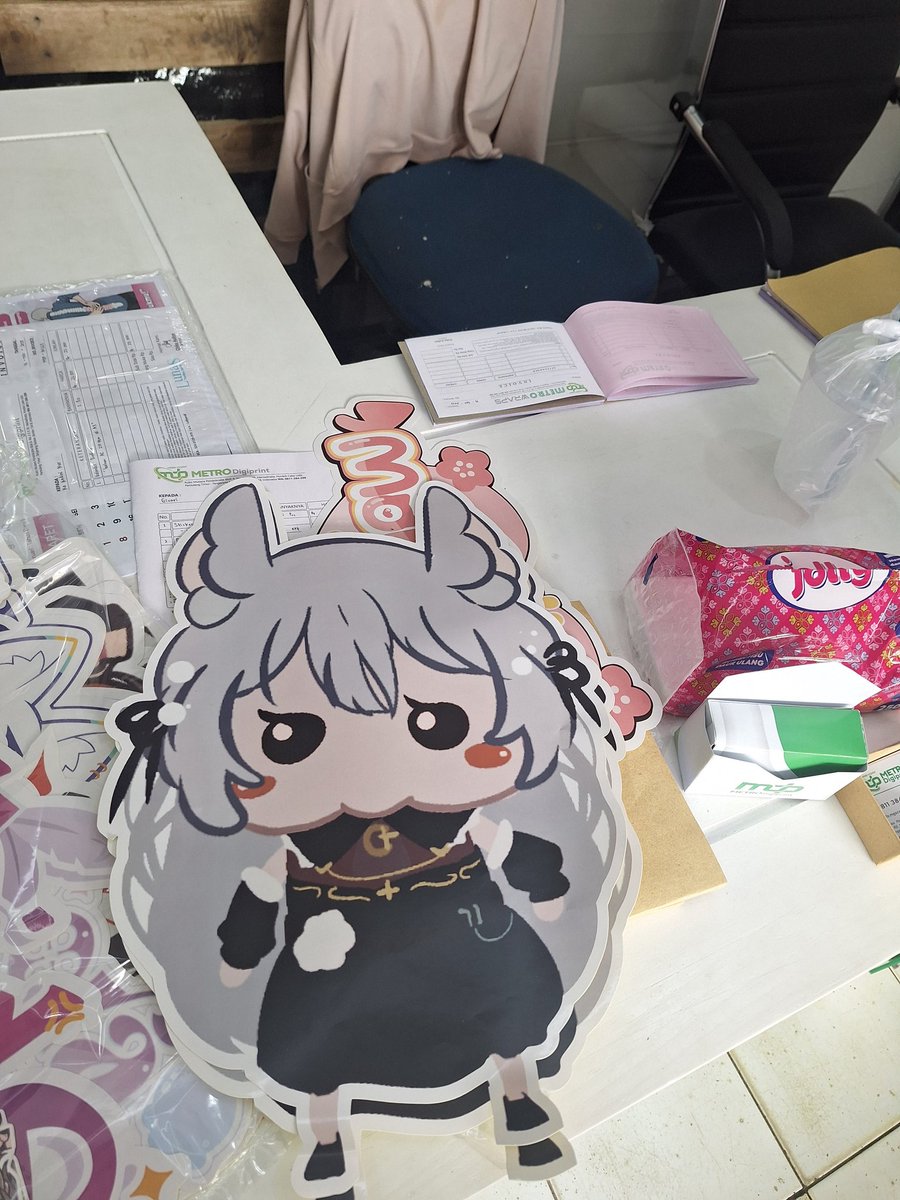 arginavv's tweet image. 