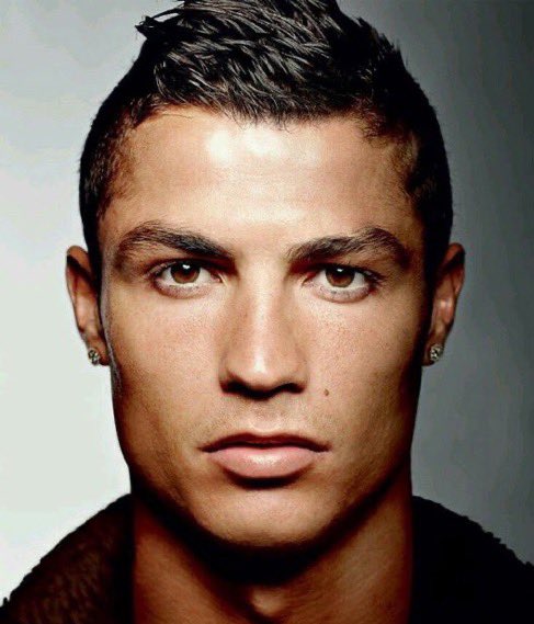 centregoals's tweet image. 🚨🚨| BREAKING: Donald Trump is expected to host Cristiano Ronaldo at the White House TOMORROW, according to three White House officials. 🇺🇸

[@jake__traylor]