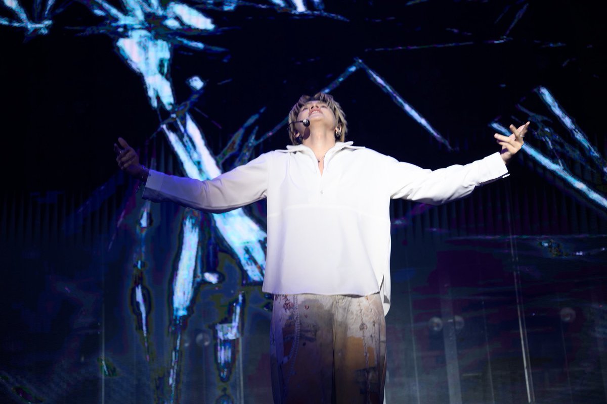 otpc_story's tweet image. “สมาร์ท CSNP” สร้างปรากฏการณ์! จัดแฟนมีตติ้ง SOLO อัลบั้ม “CALL ME CSNP” ครั้งแรกที่หนานหนิง โชว์สกิลร้องเพลงจีนสุดประทับใจ

#csnp
#smartcsnp
#smartchisanupong

อ่านข่าวเพิ่มเติมได้ที่ facebook.com/OneTruthPressC…