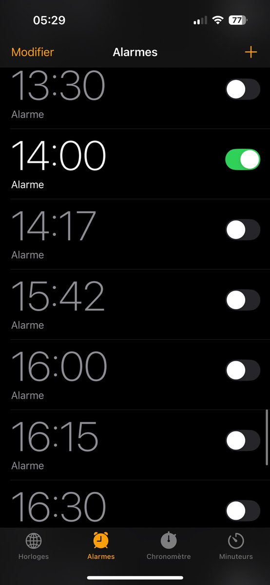 1haineux140's tweet image. mais la gueule des réveils c’est dire le train de vie de PLOUC
