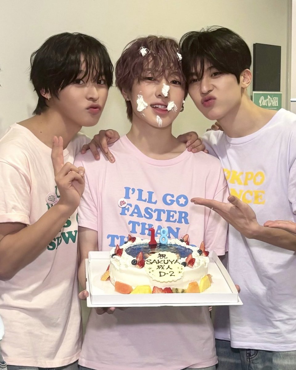 さくちゃんお誕生日おめでとう🎉🎉

#우리사쿠_생일듀카해
#HAPPY_SAKUYA_DAY
#サクヤのいちぱん特別な日