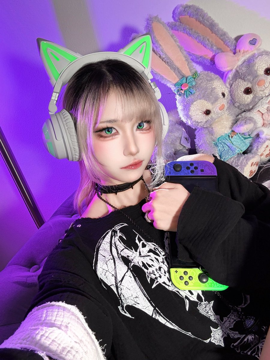 Splatoon color-matching headphones hehe😋😋
#Subculture #selfie