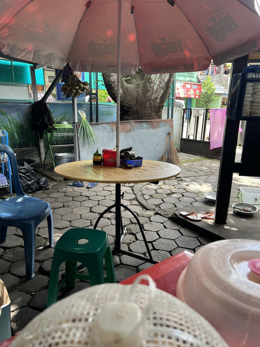 paksi raras alit tweet media