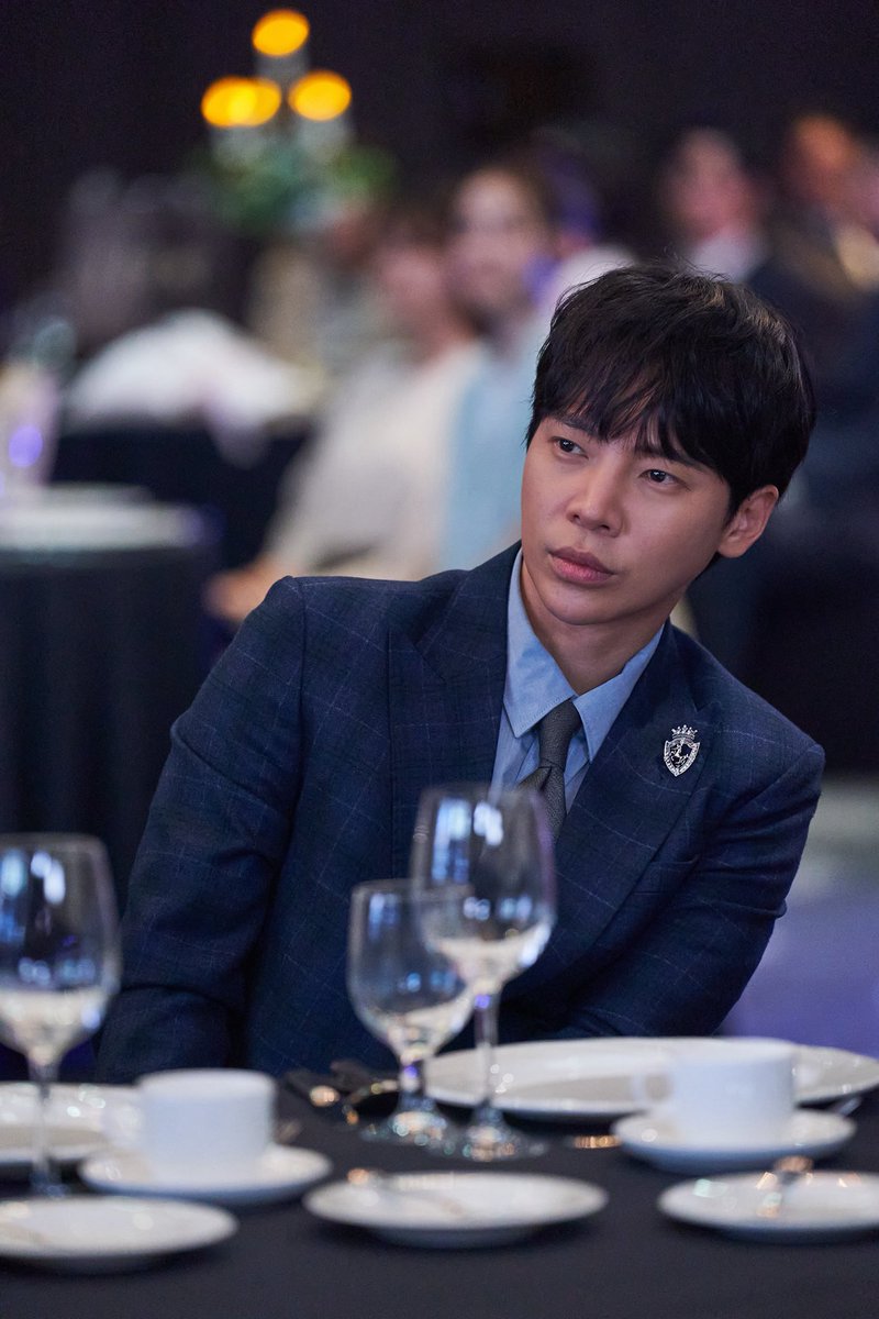YYentertain's tweet photo. <우주메리미> 장응수 📸

• SBS '우주메리미'
#고건한 #KOGUNHAN
#우주메리미 #Wouldyoumarryme 
#장응수
#YYentertainment https://t.co/p3SNKKyY9s