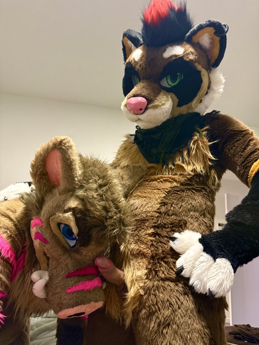 I love the smell of hung wolverines like <a href="/BadDeerDamian/">ADamian 🔜 MFF</a>