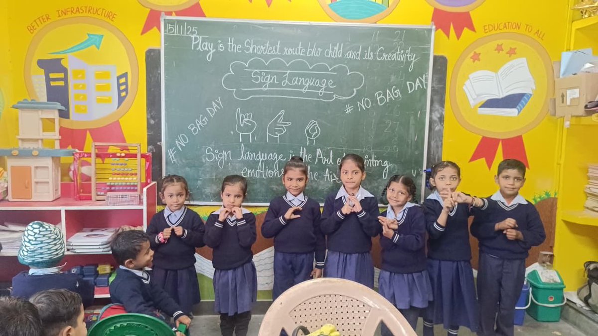 GHSHallomajara's tweet photo. *#NoBagDay *
GMHS Hallomajra's classrooms were buzzing with fun learning! Teachers used innovative (TLM) to make education super engaging & interactive! From fun experiments to creative activities, students enjoyed a unique learning experience! @schooleduchd https://t.co/PO4PFKoZU0