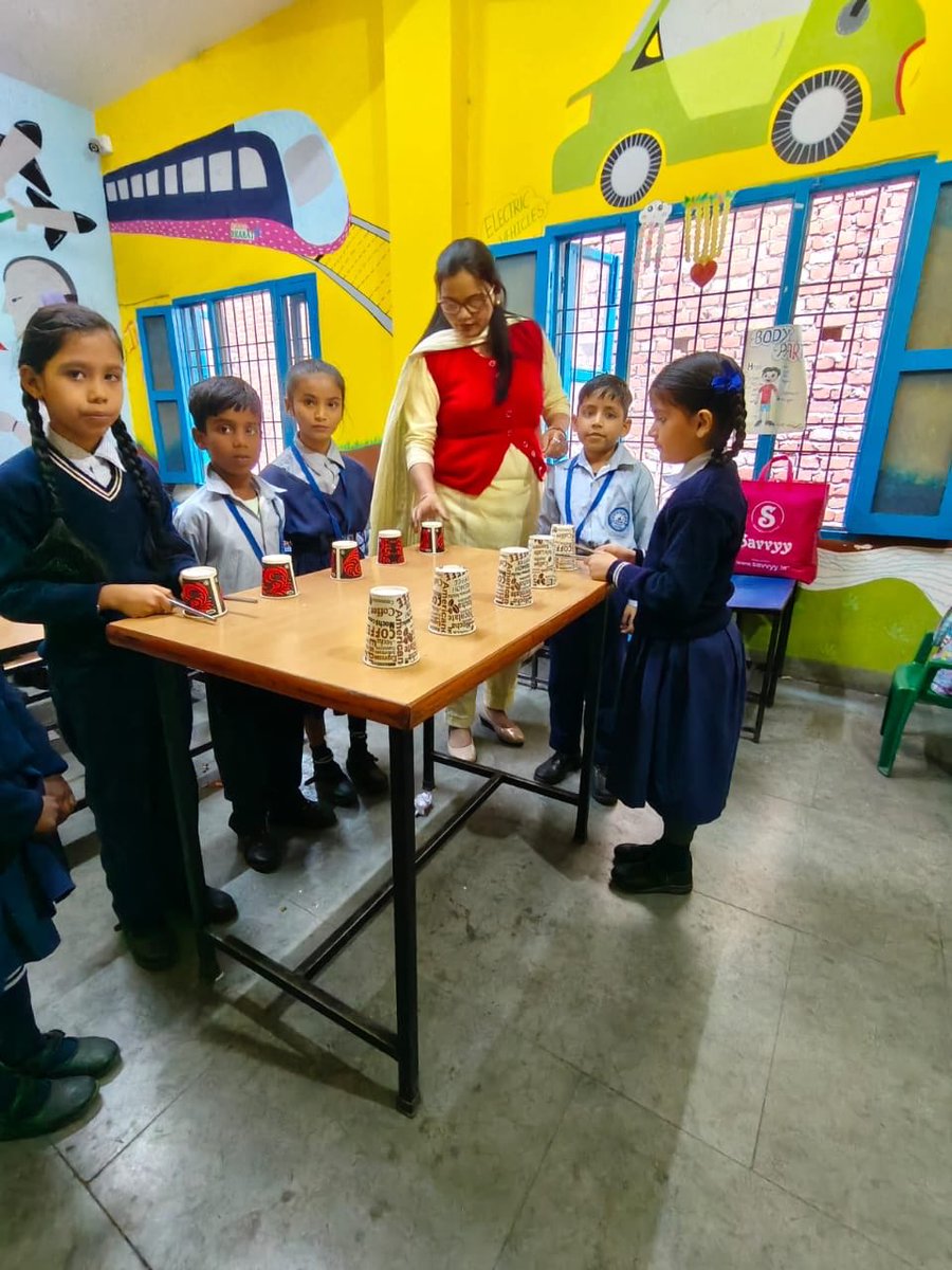 GHSHallomajara's tweet photo. *#NoBagDay *
GMHS Hallomajra's classrooms were buzzing with fun learning! Teachers used innovative (TLM) to make education super engaging & interactive! From fun experiments to creative activities, students enjoyed a unique learning experience! @schooleduchd https://t.co/PO4PFKoZU0