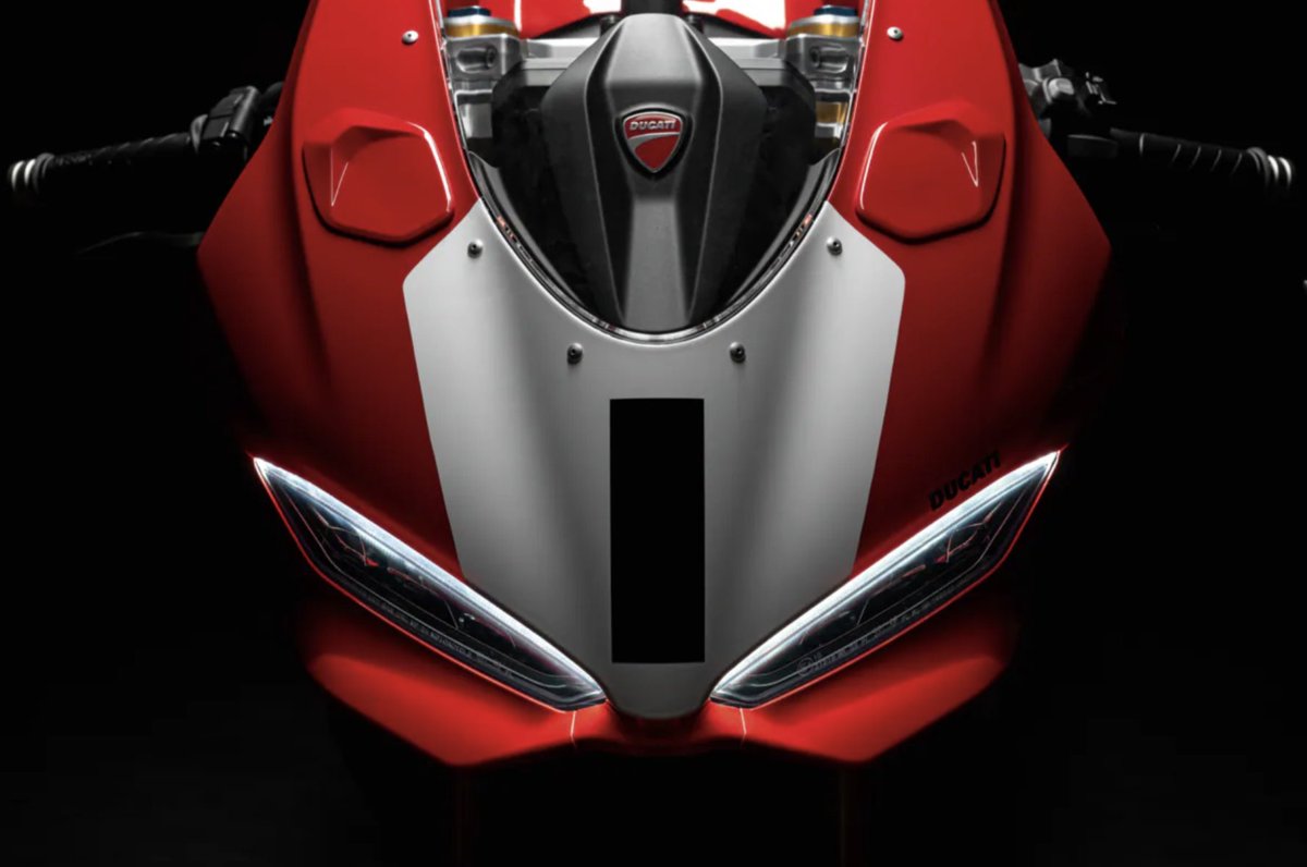 DUCATISM's tweet photo. DUCATI 2025 Panigale V2 Ducati performance コンプリートフェアリング 97181531AA
https://t.co/DIdhJxrB3R