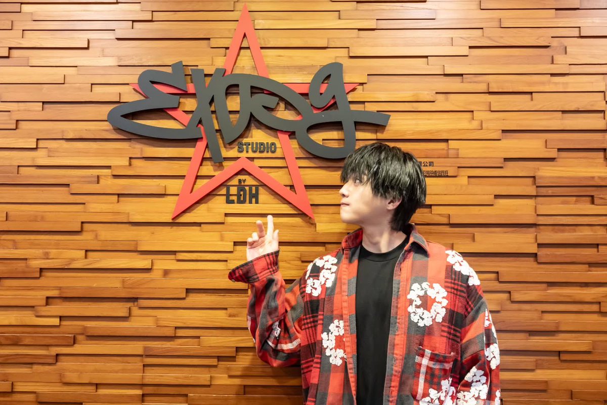 やっぱり行ったんだ〜！ サイン入りアクスタいいなー！ #八木勇征