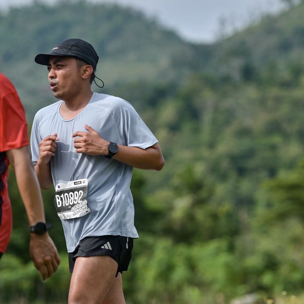 radenafri's tweet photo. Pencapaian tahun ini yang sangat amat saya bangga"kan, Official Marathoner di event Borobudur Marathon https://t.co/8TnmT99AGK