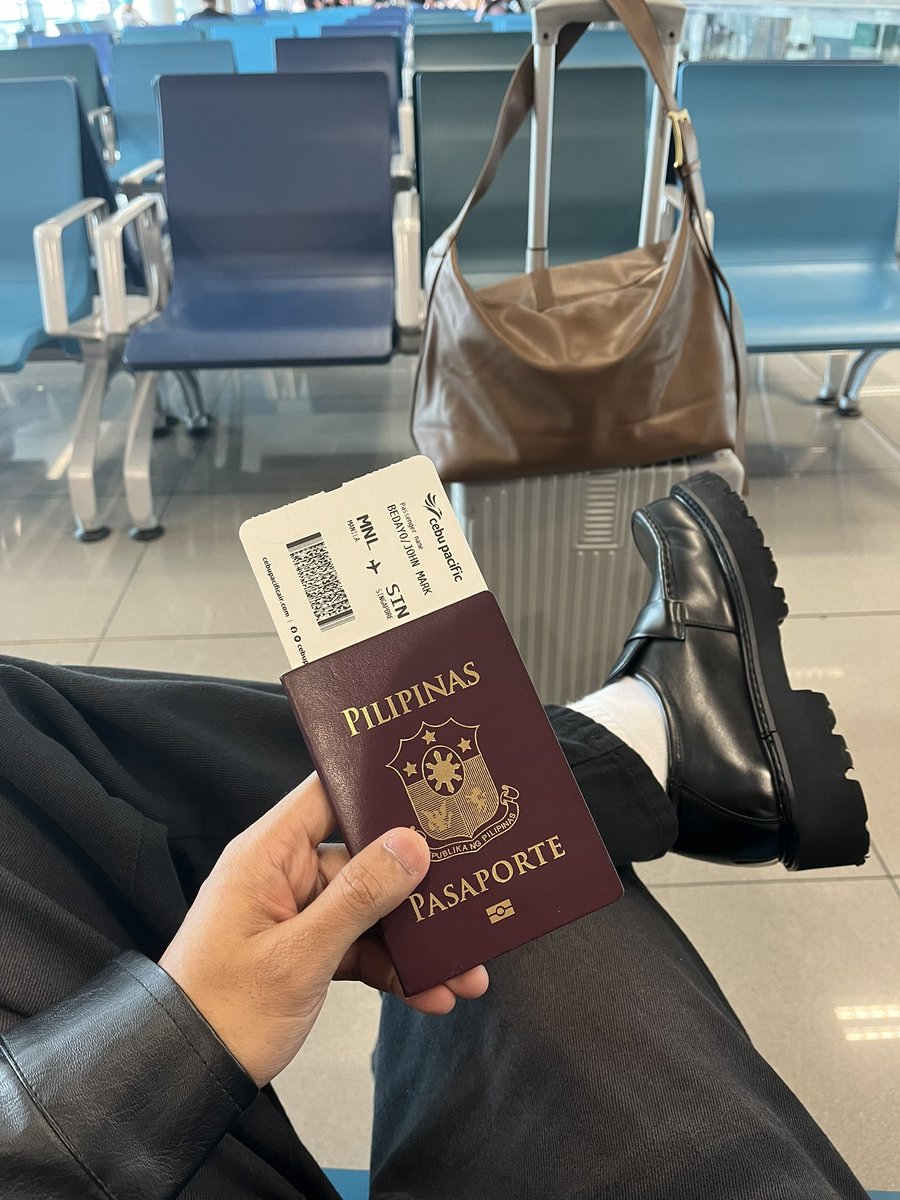 _dyanmark's tweet image. Singapore bound🇸🇬