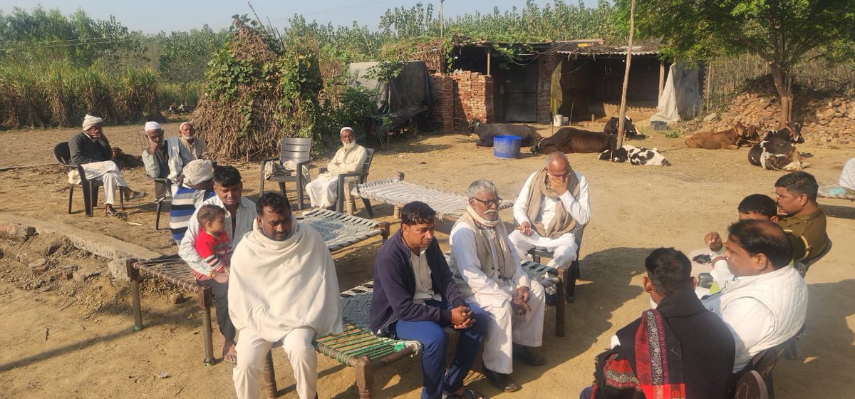 MlcSuresh's tweet image. सहारनपुर गंगोह के गाँव टिडौली में श्री सुशील कौरी जी के पिताश्री मास्टर धर्म सिंह जी के आकस्मिक निधन का समाचार अत्यंत दुखद है।
आज परिवार से मिलकर अपनी संवेदना व्यक्त की।
ईश्वर दिवंगत आत्मा को शांति प्रदान करें और परिवार को इस कठिन समय में धैर्य व शक्ति दें।
ॐ शांति
#sureshkashyap