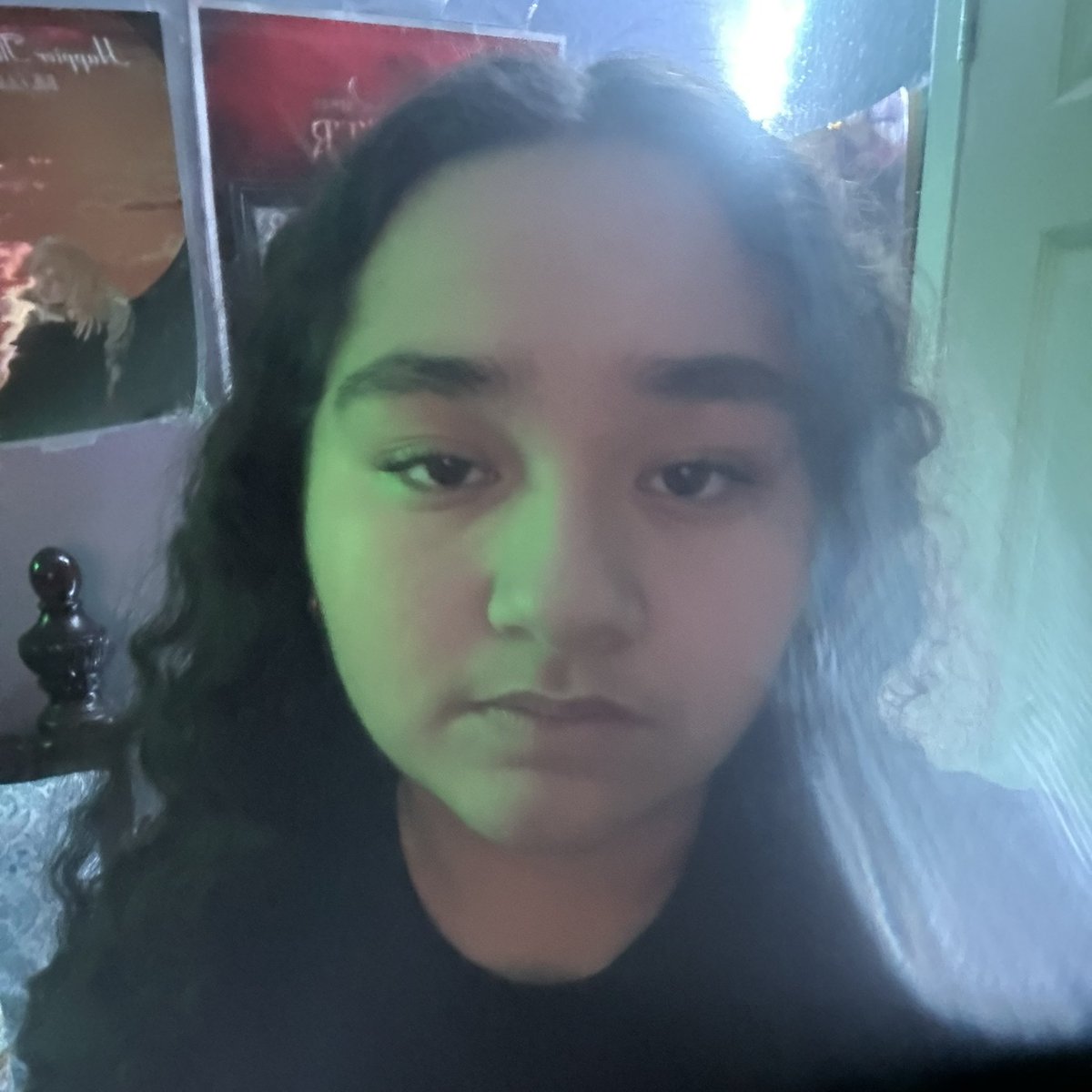 gabyzzz_art's tweet image. Self portrait of me! :P #selfportrait #art