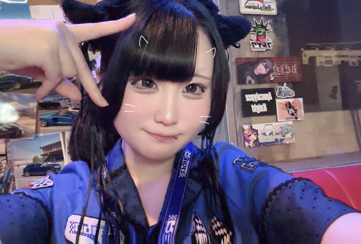 RB160_melxe's tweet image. おきゅい〜ん‼️

さっきまで雨降ってたけどあがったっぽい⁉️⁉️ピットインの際はお足元にお気をつけくださいね〜‼️
ドライバーさまのピットインを心よりお待ちしております🎶♡

#RB160
#クルマ系コンカフェ
#コンカフェ