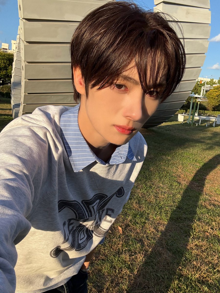 🌟[ 111825 ‘영재기니🐹’ WV UPDATE ]

🐶: the weather was really nice that day ☀️☀️

#TWS #투어스 #영재 #YOUNGJAE