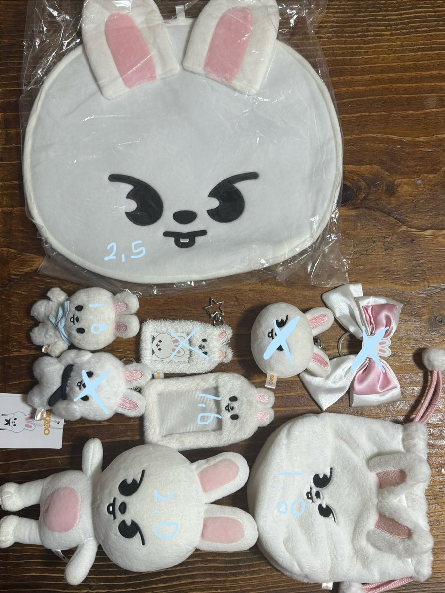 _ti_cket's tweet photo. 🪽 스트레이키즈 리노 굿즈 양도 wts 🪽

dm plz
eng ⭕️

straykids skz 스키즈 방찬 리노 창빈 현진 한 필릭스 승민 아이엔 bangchan leeknow changbin hyunjin han felix seungmin i.n pc wts md 엠디 특전 스키주 skzoo stayzone 2기 포카홀더 콜렉트북 증사 리빗 팝업 스테이 신선놀음 doit https://t.co/ykxLGCX4fJ