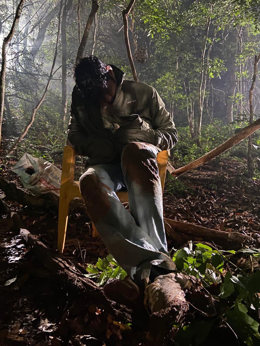 iamThiruveeR's tweet image. 3 years of Masooda, and I still don’t have the right words for what this film means to me.

It came into my life at a time when I needed strength, clarity, and purpose and it gave me all three.

Thank you everyone for giving this film and me a place in your hearts 🤍