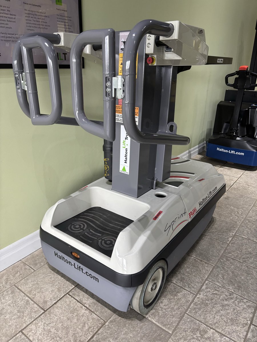 HaltonLift's tweet photo. Bravi Bravo !
#HLT #haltonlifttruck #skyjack #canada #ribfest #canadian #canadianmade #forkliftservice #forkliftsales #haltonlifttruck #forkliftsafety #forkliftoperator #forkliftcanada #forkliftdriver #forkliftrental #forkliftsales #forkliftparts #toronto #torontolife #ontairo https://t.co/i6adOglRBd