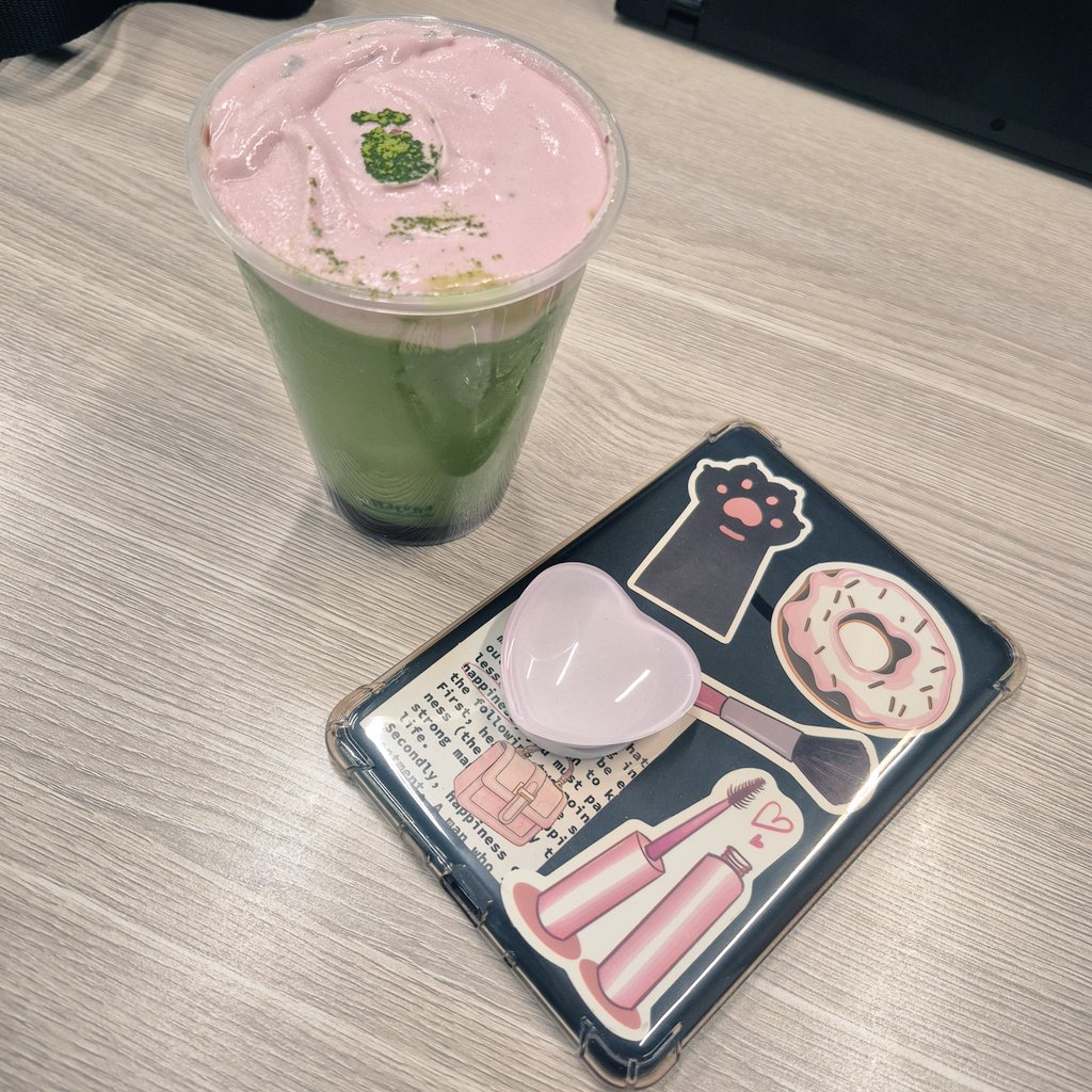 Hadeel__92's tweet image. Back to manifesting pink again✨️🩷