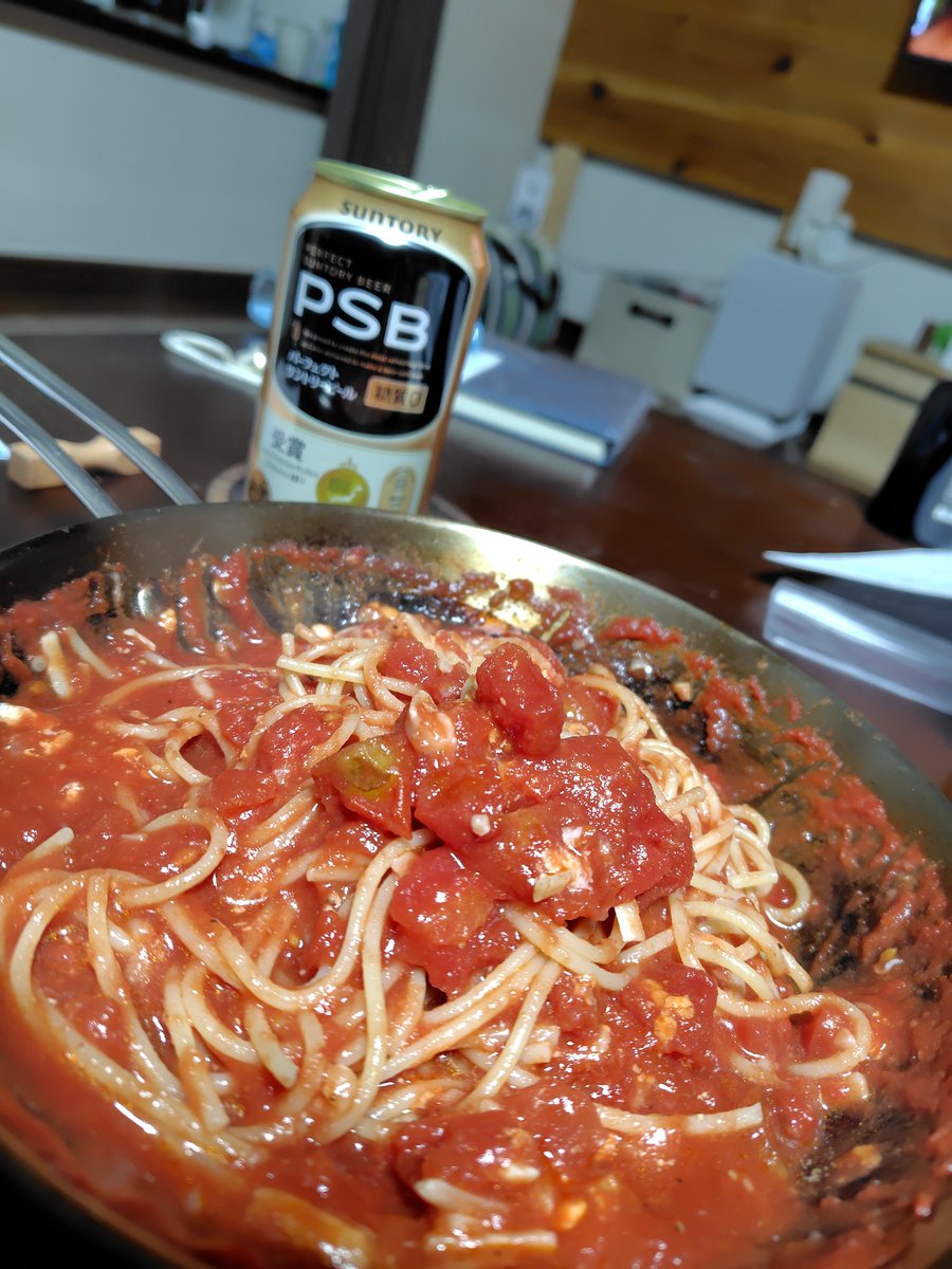 hides71863754's tweet photo. 自家製トマトパスタとビール。

まぁ、合わないわけじゃないな。飲み食い出来ればなんでも良いのかもしれない……笑

 #パスタ
 #晩酌
 #ビール
  #トマト料理
 #おひとり様 https://t.co/sguuGfqFYz