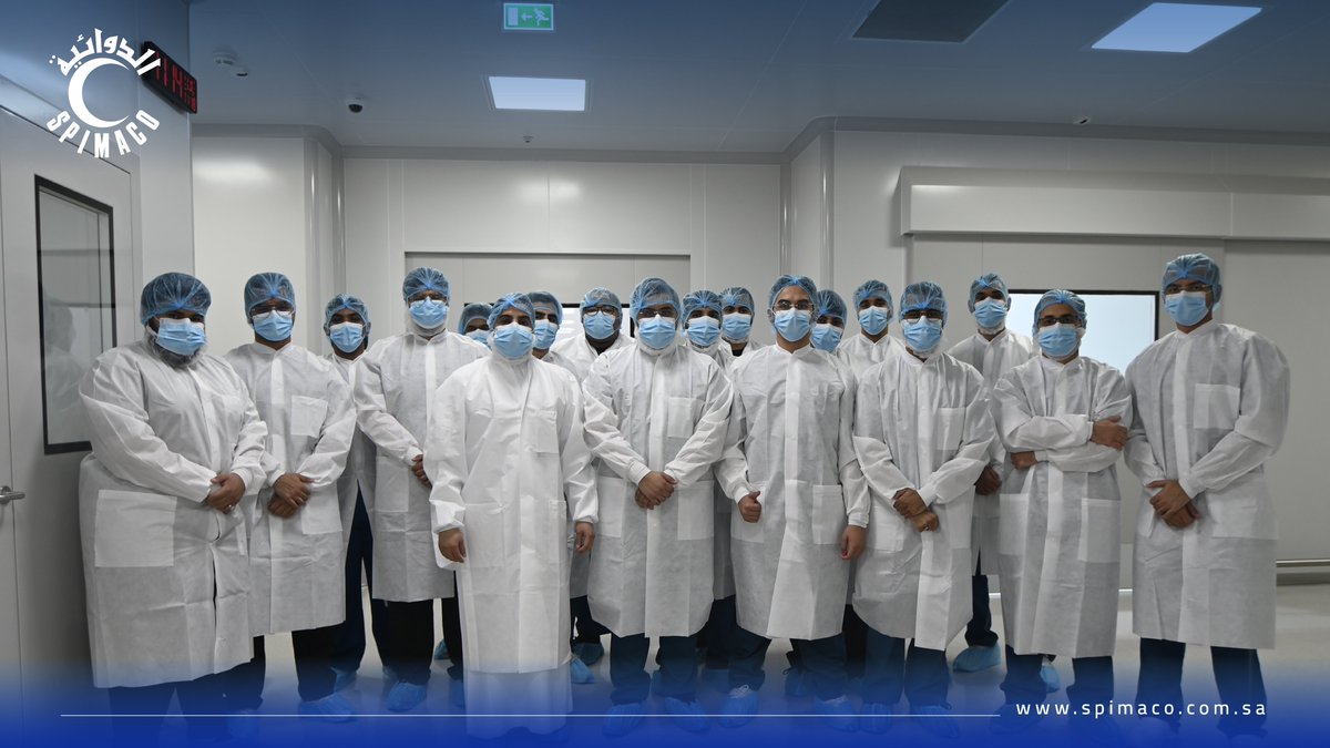 SpimacoAddwaeih's tweet image. سعدنا في #سبيماكو الدوائية باستقبال وفد من طلاب كلية الصيدلة بجامعة الإمام عبدالرحمن بن فيصل في مصنع الدمام فارما، ضمن برنامج الزيارات الميدانية الذي يهدف إلى تعزيز الجانب التطبيقي لدى الطلاب وربط المعرفة الأكاديمية بالخبرة العملية.

تضمن برنامج الزيارة جولة في قسم الإنتاج…