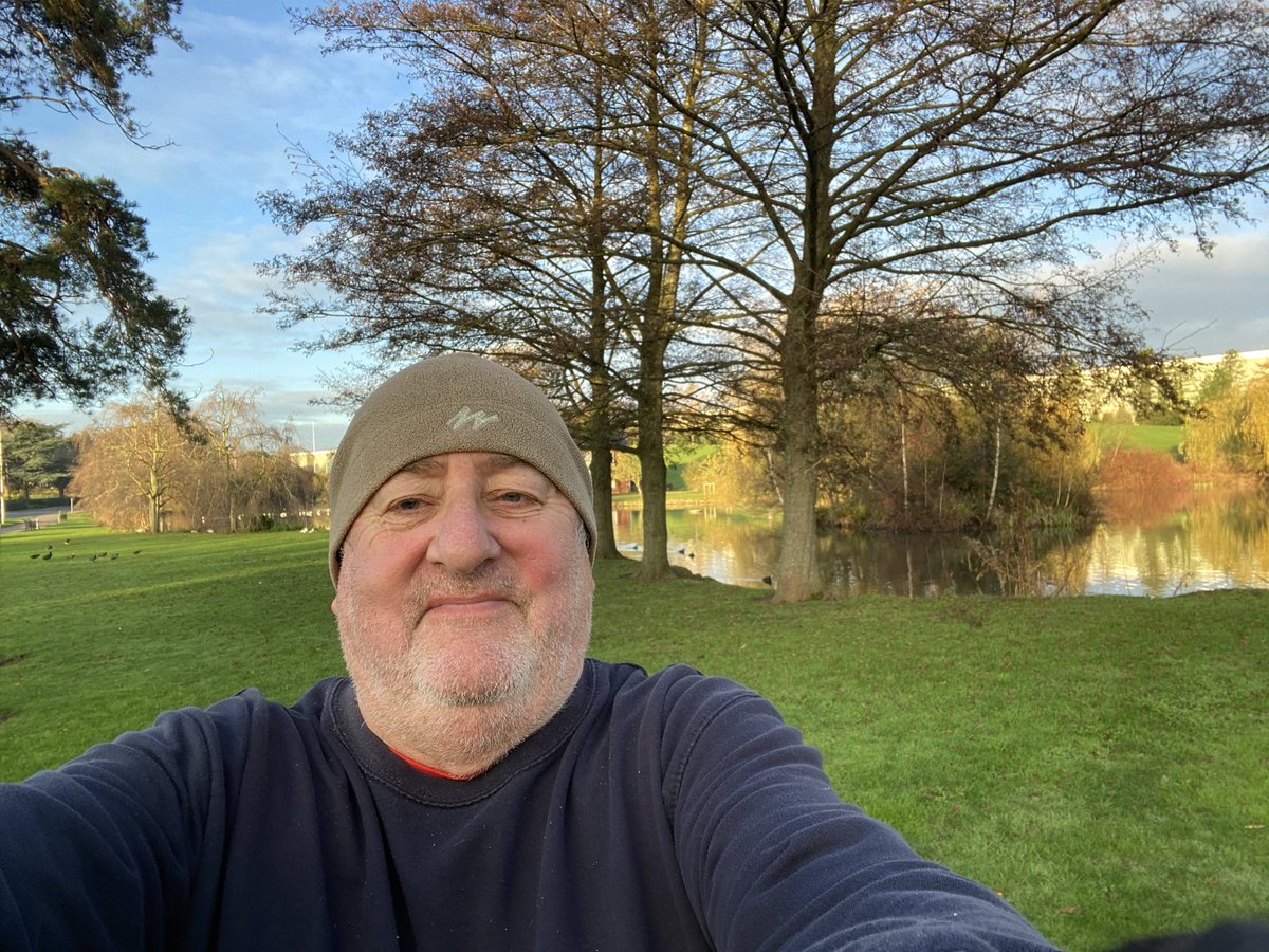 KeithSandie's tweet image. #RunForFun Nice early walk/jog around the lakes this morning, lovely morning for it crisp, dry and sunny. Really pleased with my progression as managed 1:5 miles today HR is all good so moving in the right direction 💪🏃😊