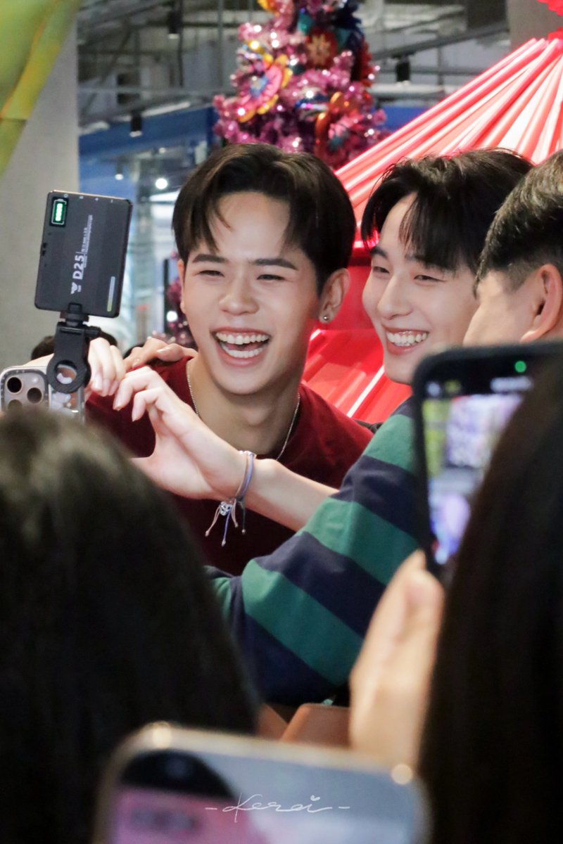 koroiwpp's tweet image. 251118 | น่ารักมากจัง ㅜㅜ

#MOOBangkokNumEiang 
#MuonATLAS #TadATLAS