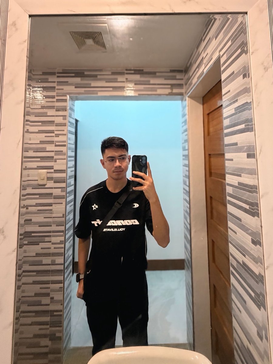 jeffphi1ip's tweet image. Hola 👋🏻