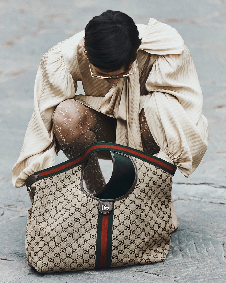 ヒロ！⭐︎美品です⭐︎GUCCI GGパターン！ ヒロ！⭐︎美品です⭐︎GUCCI GGパターン！ GUCCI JAPAN (@gucci_jp