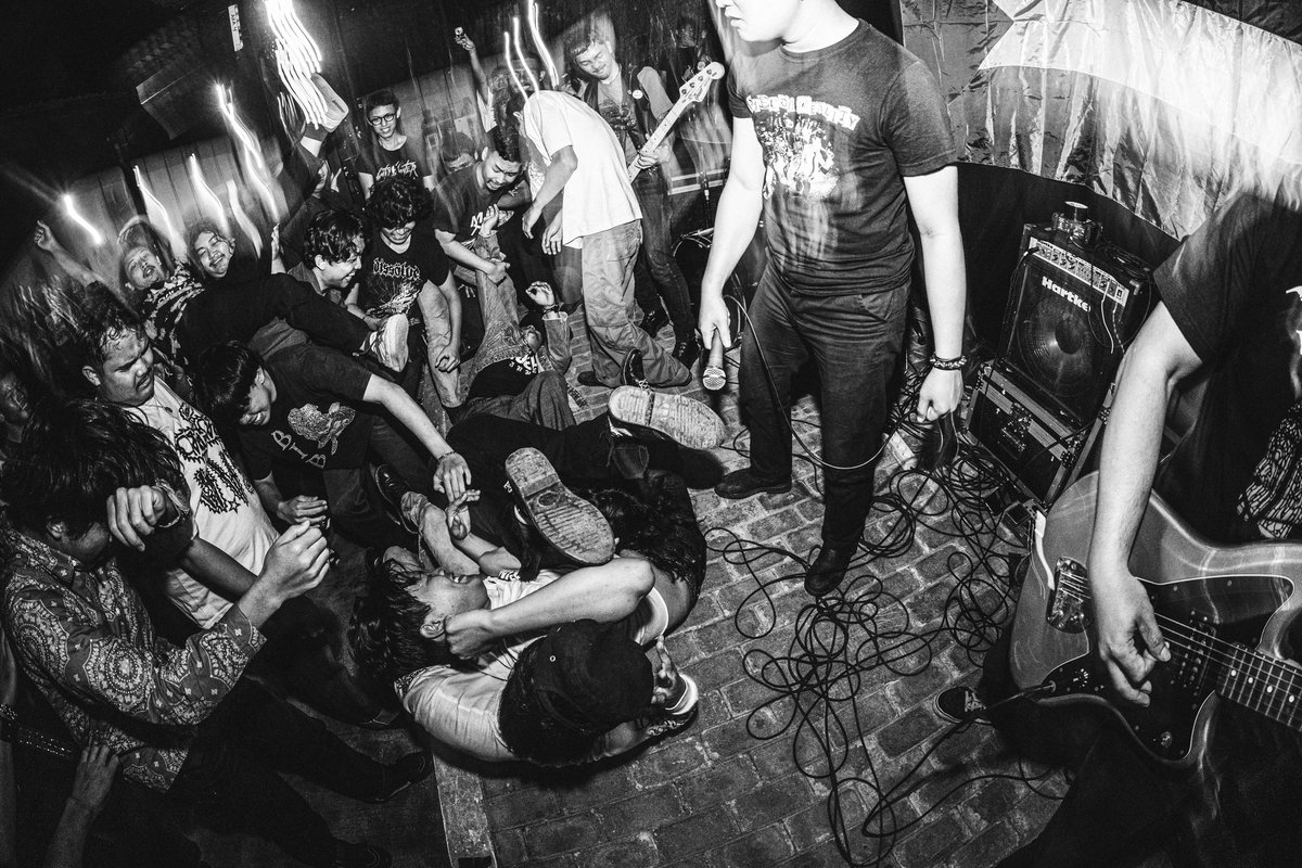 f______mc's tweet image. TAKING THE DOGS OUTSIDE 12/06/25. DETAILS TBA