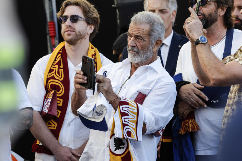 TitvsImperator2's tweet image. Gasa Mel. Ricordiamo anche che è tifoso della Roma.