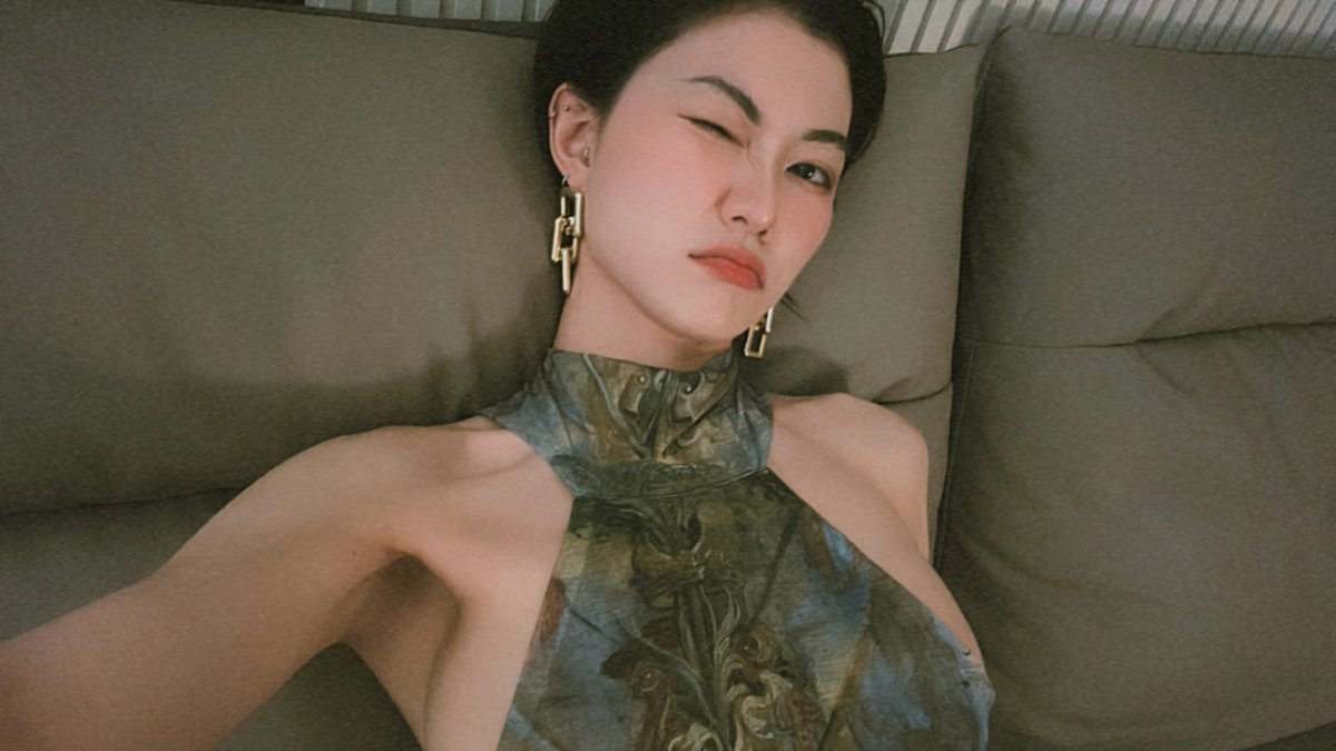 Are 5ft Asian girl wifey material? https://t.co/6qmocJBJ5x