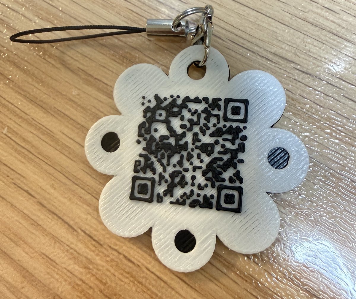 今日高校生にnfcタグ&QRコードの授業をするっていうDX系のお仕事で