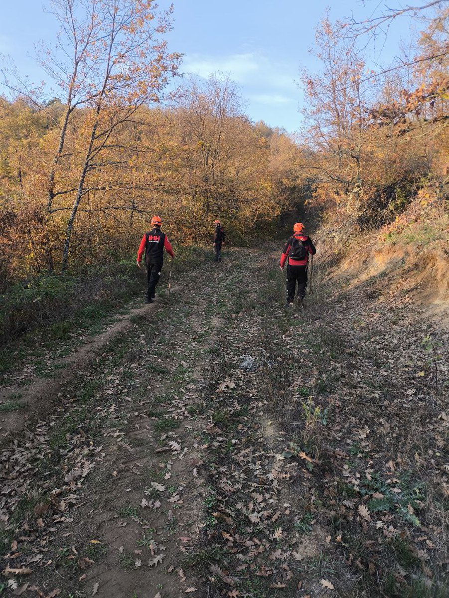 İHH Arama Kurtarma Bursa ekibi olarak, AFAD tarafından gelen çağrıyla  Yenişehir Yarhisar köyünde kaybolan vatandaşımızı arama çalışmalarına katılım sağladık. Şahsın sağ olarak bulunmasıyla operasyon sonlandırılmıştır.