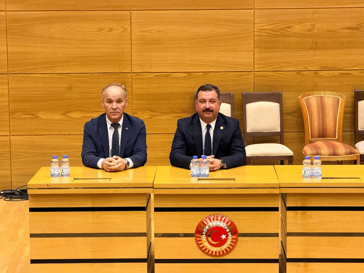 MHP Balıkesir İl Başkanımız Niyazi TUNÇ, 

▪️İl ve İlçe Yönetim Kurulu Üyelerimiz,
▪️20 İlçe Başkanımız,
▪️KAÇEP İl ve İlçe Yönetim Kurulu Üyelerimiz,
▪️Belediye Meclis Üyelerimiz,
▪️TÜRKAV Balıkesir Şubemiz,
 Meclisimizde grup toplantımızın ardından ziyaretimize geldiler.